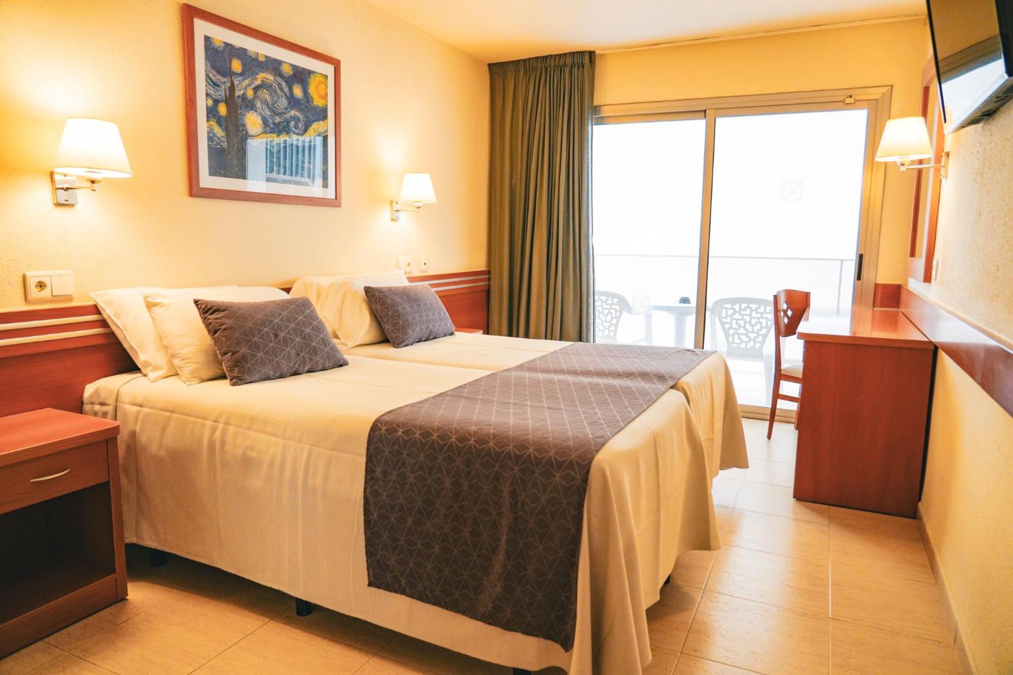 Htop Pineda Palace 4sup - Adults Recommended #htopbliss